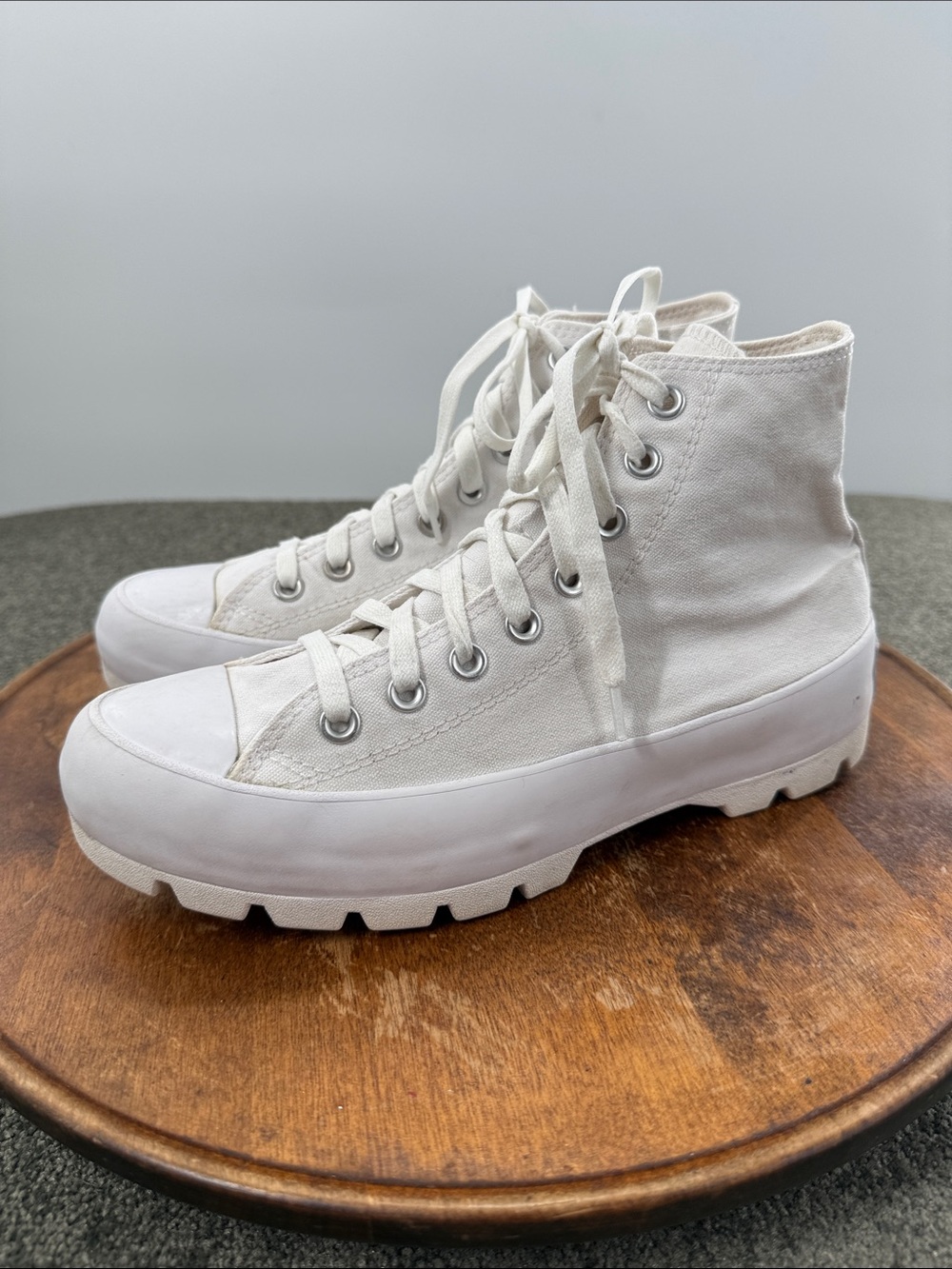 Converse Shoes Wm 9 White High-Top Canvas Lug Sole Sneakers Chunky All Star